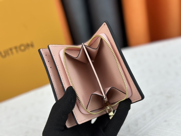 LVコピーウォレット角部分ディテール